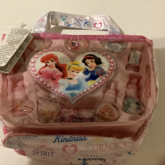 Disney Princess lot Purse, stick on earrings & Rings set plus nightlight - Picture 8 of 12